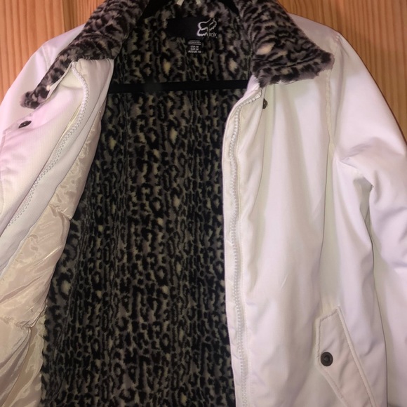 FOX faux fur insulated coat. - Picture 3 of 4